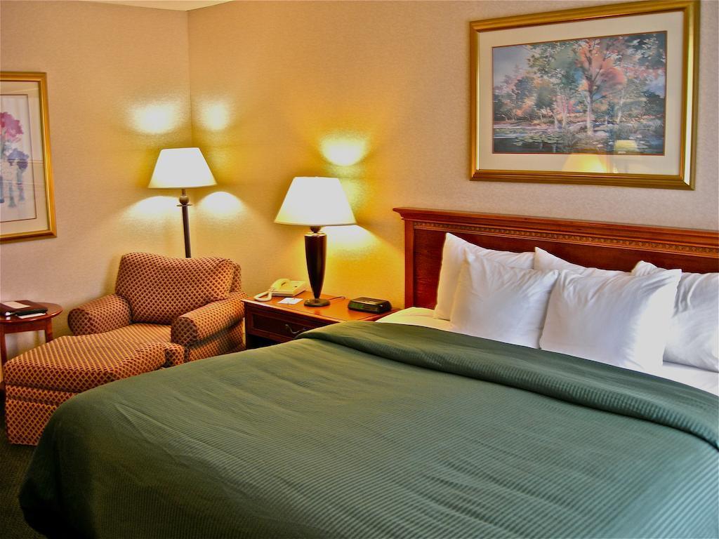 Holiday Inn Ontario, An Ihg Hotel Bagian luar foto