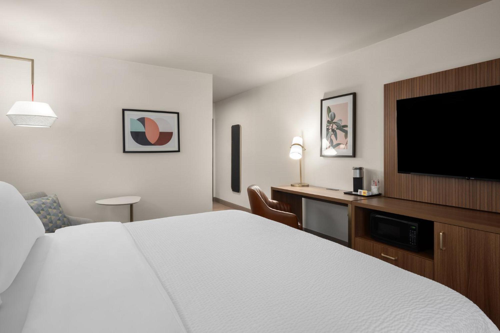 Holiday Inn Ontario, An Ihg Hotel Bagian luar foto